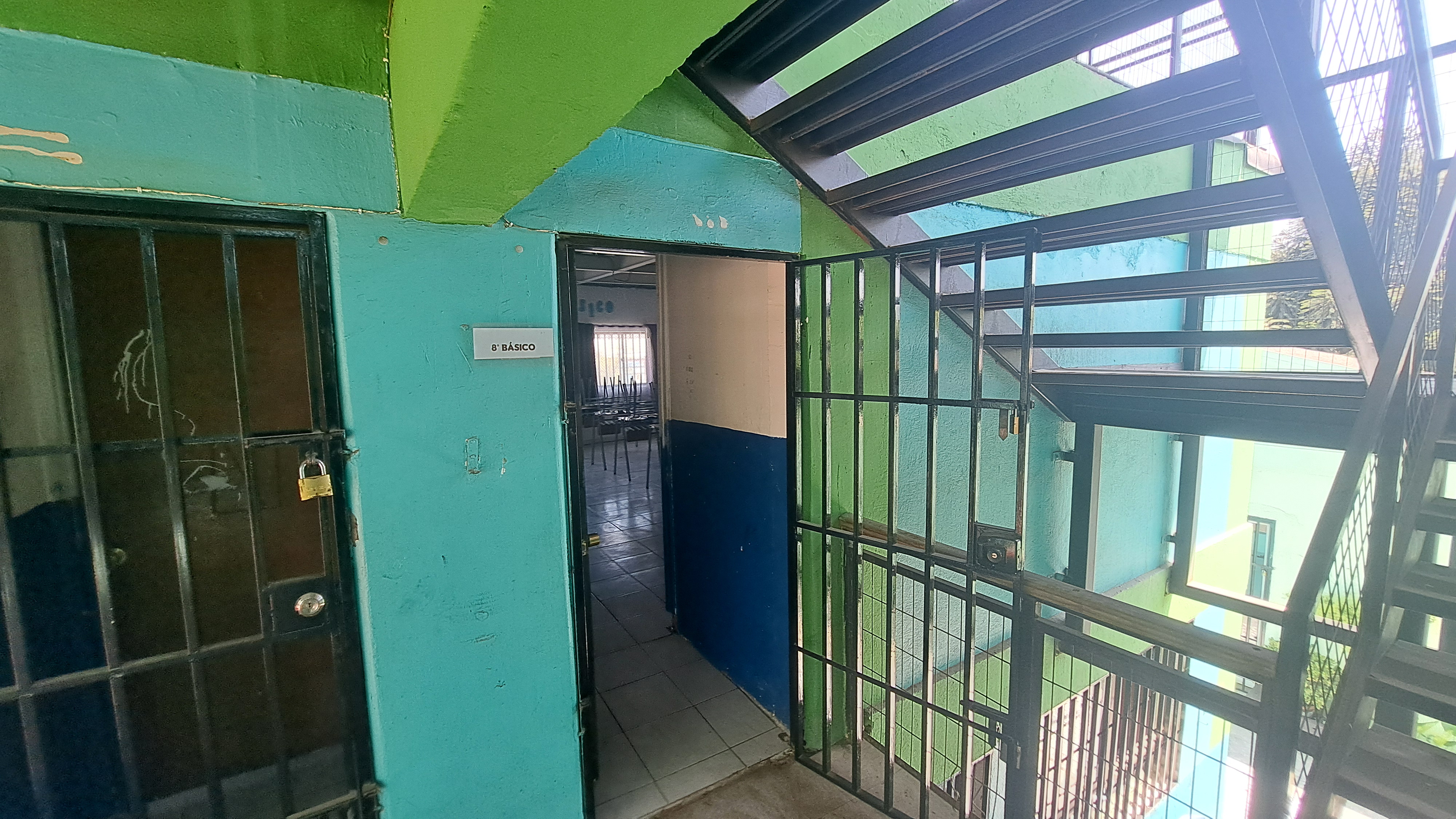 Sala 8° Básico vista 3