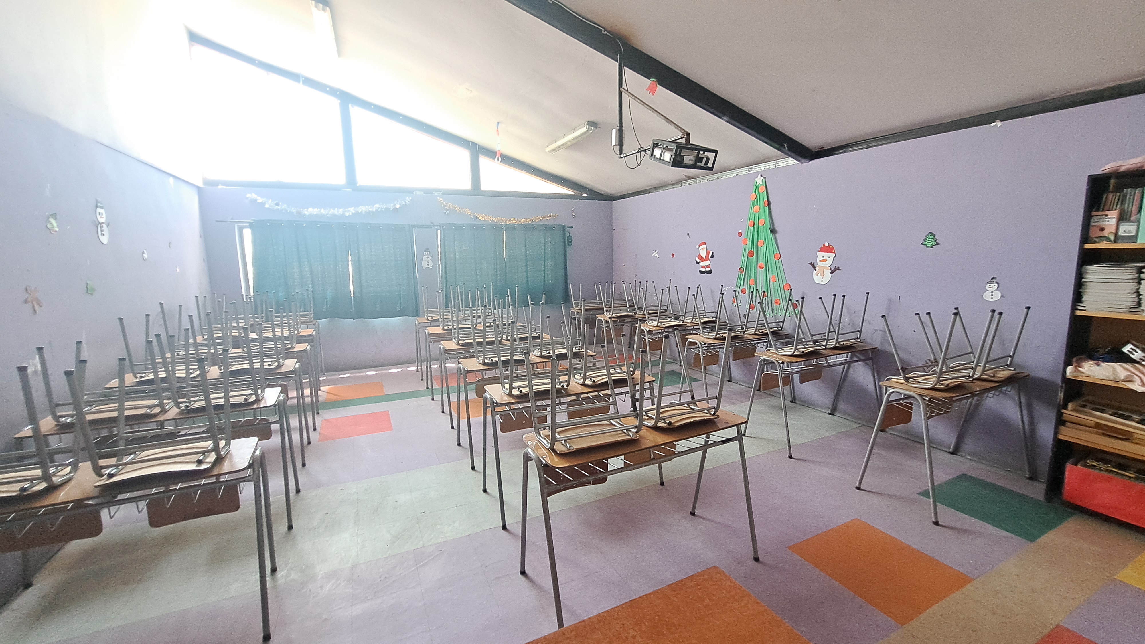 Sala 3° Básico Redwood College